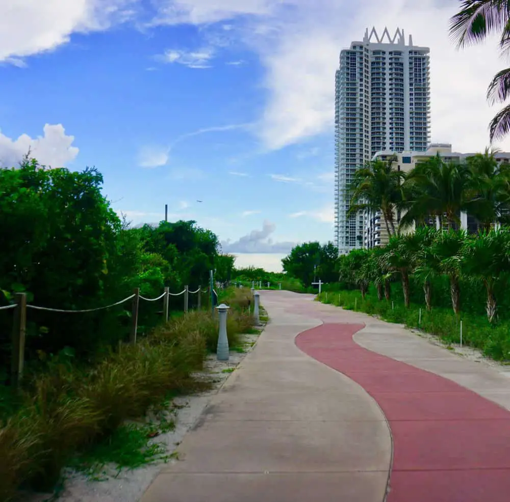 Miami-beach-boardwalk-beachwalk
