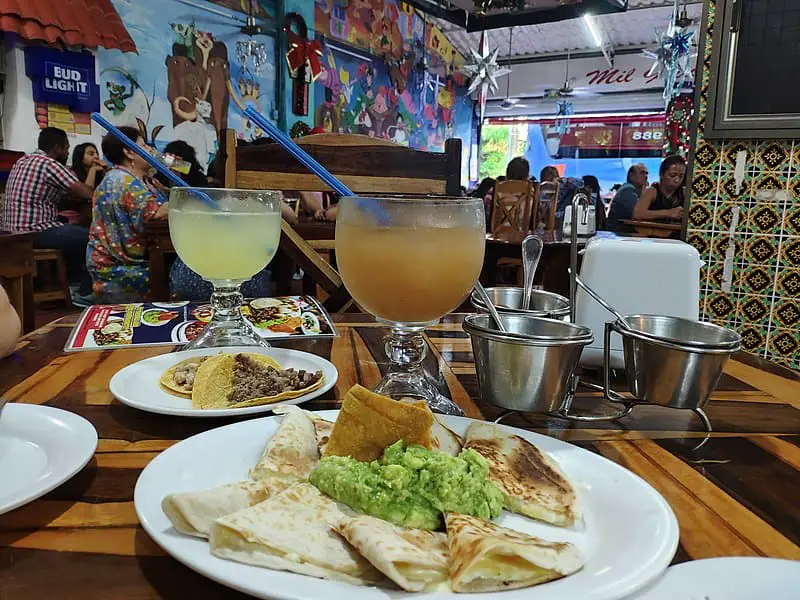 Mi Pueblo El Restaurante Mexicano