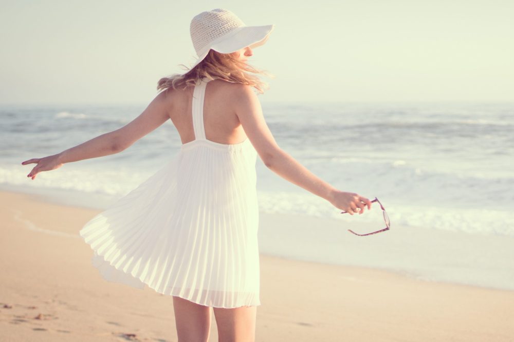 What to Wear in Florida in March - sun dresses