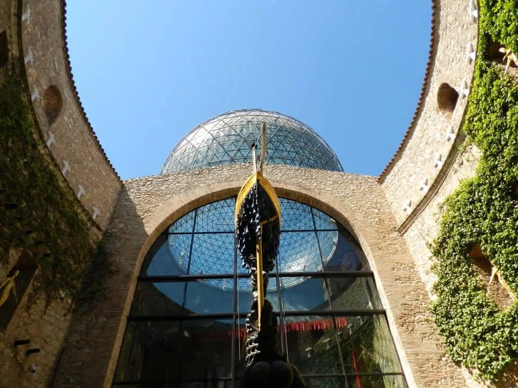 An-Incomplete-List-of-the-Best-Things-to-Do-in-Florida-Salvador-Dali-Museum